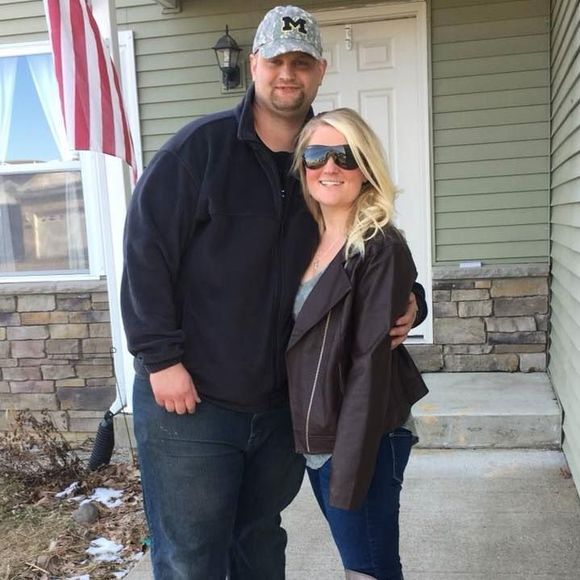 Meet your Posher, Kaley - Picture 2 of 2